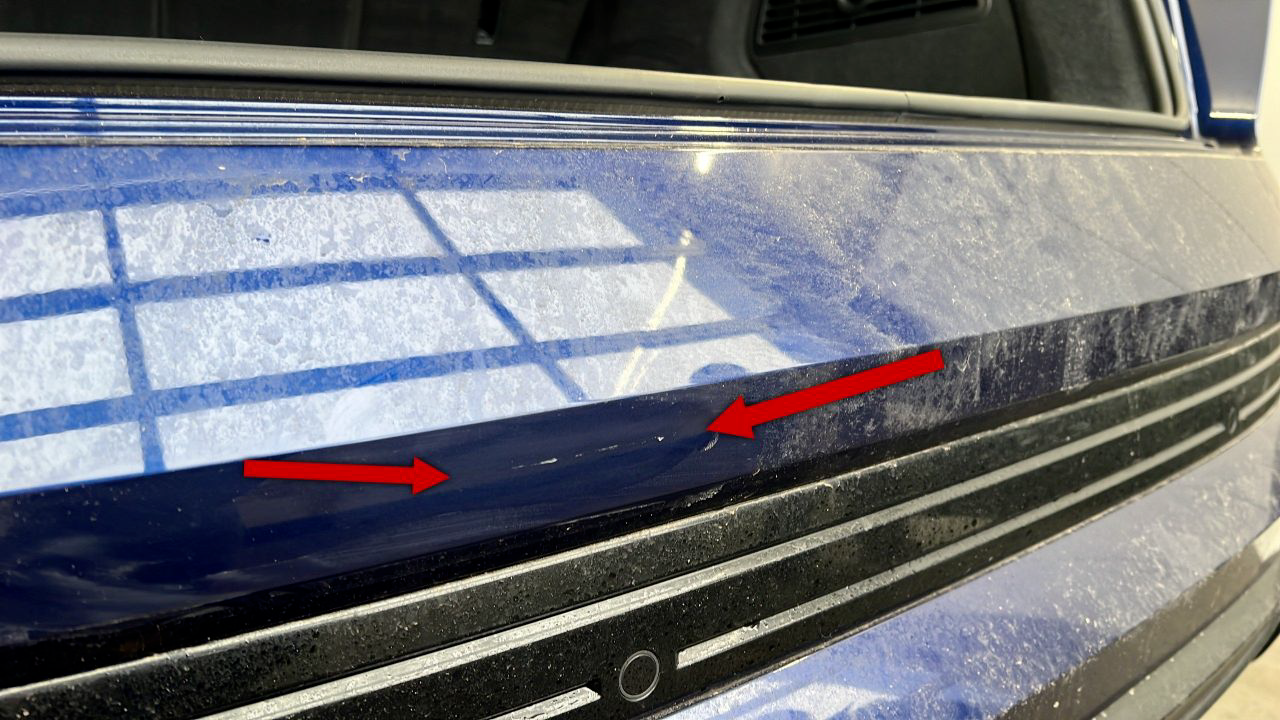 Stossfänger hinten: Stossfänger hinten - verkratzt / verschürft - Smart Repair